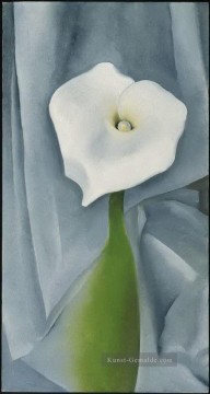 Blumen der modernen Dekorationskunst Werke - Calla Lily auf Grey Georgia Okeeffe Blumenschmuck